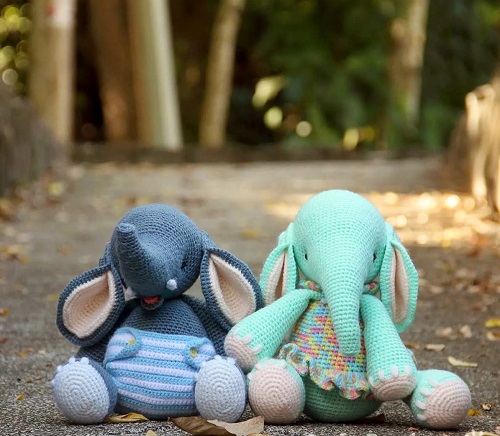 Sitting Elephant Toys crochet pattern